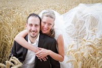 Steve and Sarah Mills Wedding Photography 1073982 Image 5